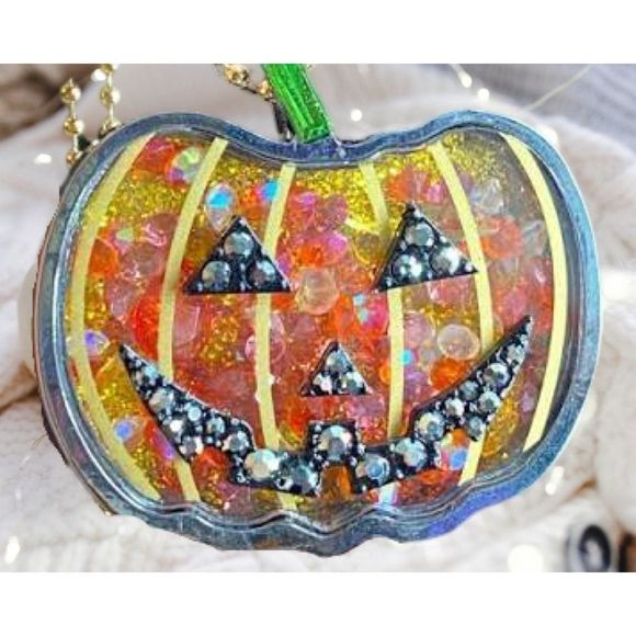 Betsey Johnson Jewelry - Betsey Johnson Pumpkin Shaker Necklace Long Gold Chain Jaco-o-Lantern